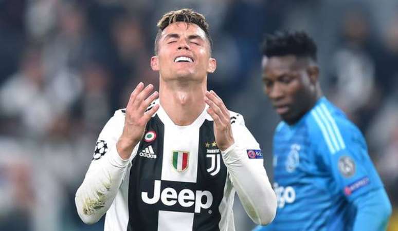Cristiano Ronaldo lamenta oportunidade perdida em jogo contra o Ajax