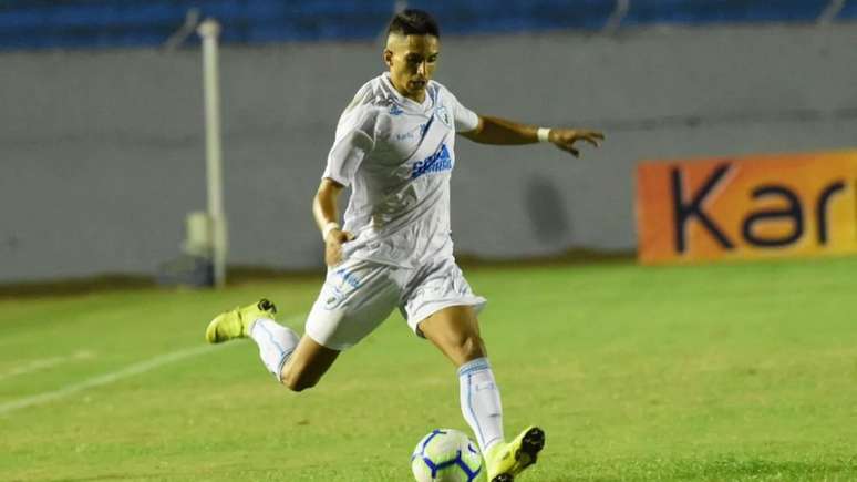 Raí Ramos vem de uma sequência de 12 jogos como titular da lateral direita do Londrina (Foto: Divulgação)