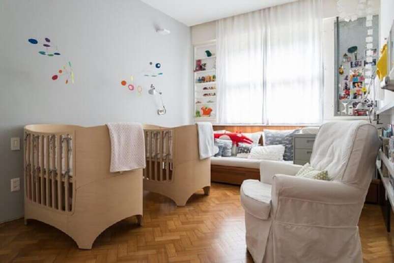 45. Decoração simples para quarto de bebê gêmeos casal – Foto: Casa e Jardim