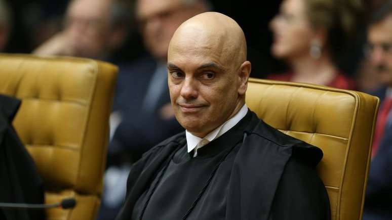 Ao abrir inquérito, Toffoli designou Moraes para relatar o caso