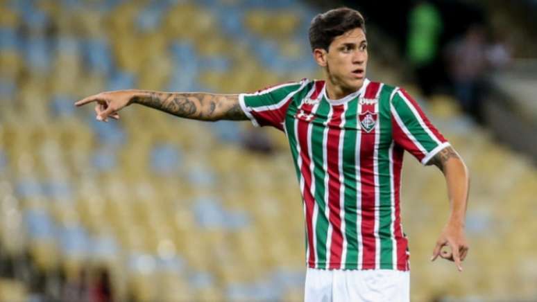 Pedro reestreia pelo Flu e está de volta ao futebol brasileiro (Foto: Lucas Merçon/Fluminense)