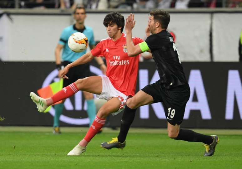 João Félix foi um dos poucos bons jogadores do Benfica em campo (Foto: AFP)