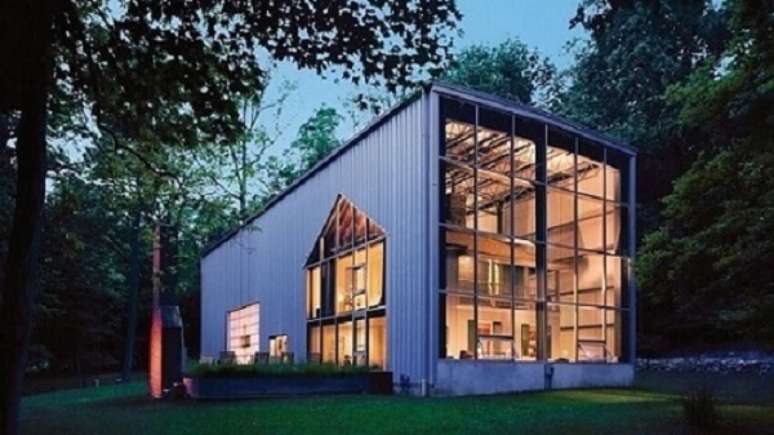 28. Casa container com aberturas grandes. Fonte: Pinterest