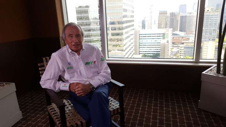 Jackie Stewart: Lewis Hamilton é um “garoto de sorte” por guiar uma Mercedes