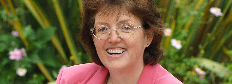 Rosie Cooper, a parlamentar do distrito de West Lancashire que Renshaw queria matar