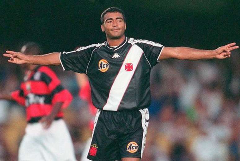 Romário marcou três gols naquela partida que entrou para a história (Foto: Ricardo Ayres/LANCE!Press)