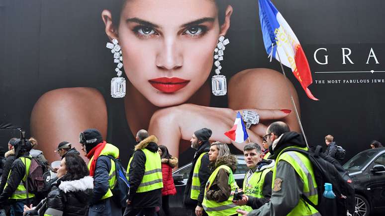 França tem enfrentado há meses protestos dos "coletes amarelos"