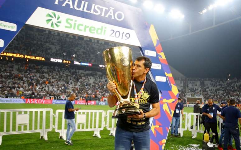 Fábio Carille é o segundo técnico da história do Corinthians a ser tricampeão Paulista (Foto: Luis Moura / WPP)