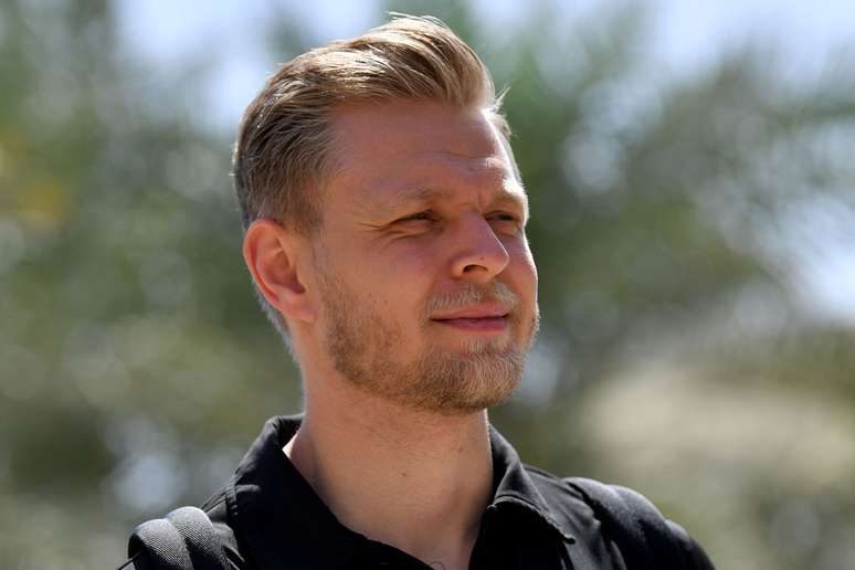 Magnussen espera conseguir marcar pontos em Baku