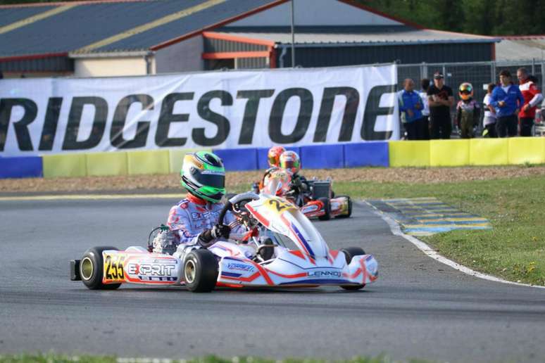 Matheus Ferreira estreia no Europeu de Kart sendo destaque com três top-5 nas corridas