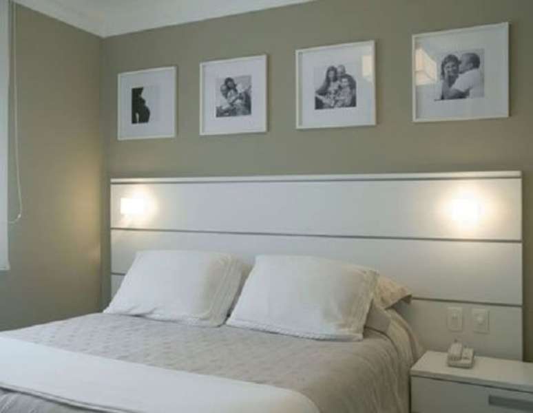 30 – Quadro de fotos acima da cama de casal. Fonte: Pinterest