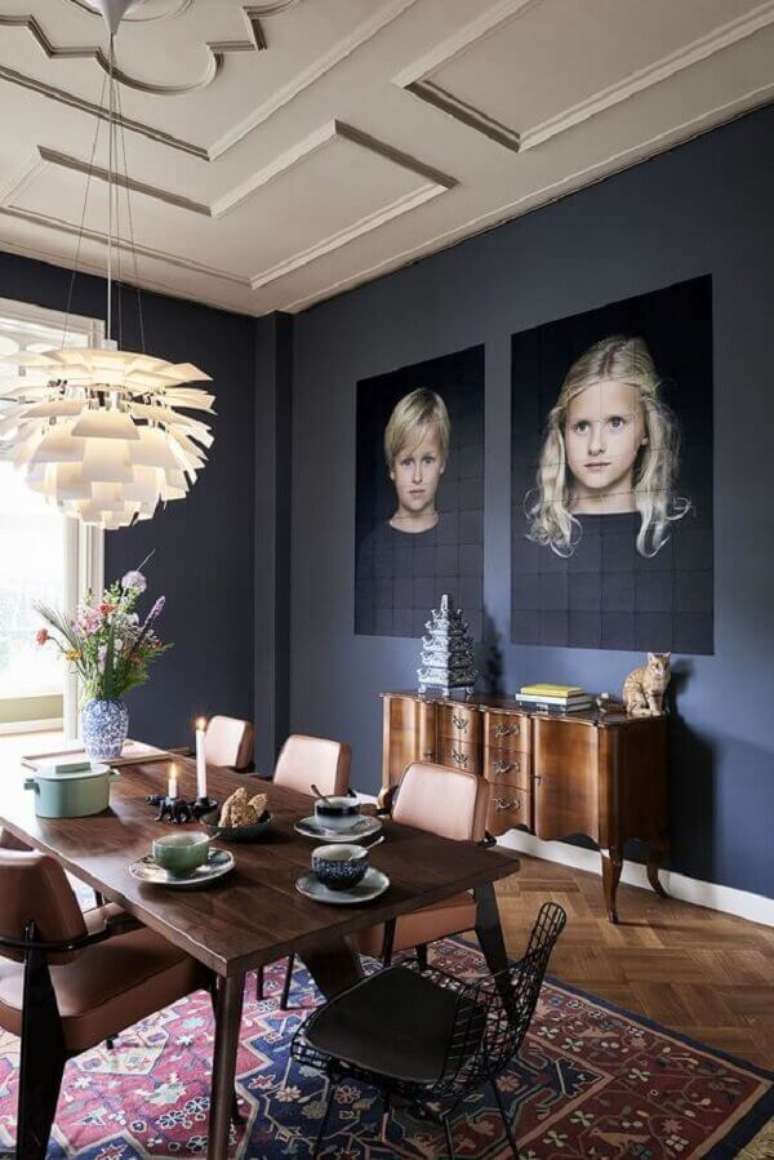 3 – Quadro de fotos grande para decoração da sala de jantar. Fonte: Pinterest