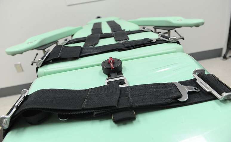 O uso do medicamento conhecido como midazolam na inje&ccedil;&atilde;o letal foi questionado porque em alguns casos os presos tiveram mortes lentas e dolorosas