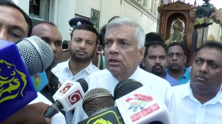 Primeiro-ministro do Sri Lanka, Ranil Wickremesinghe, dá entrevista em Colombo
21/04/2019 Derana TV/via Reuters TV   