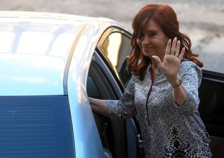 Hoje senadora, Cristina Kirchner pretende disputar as eleições presidenciais de outubro