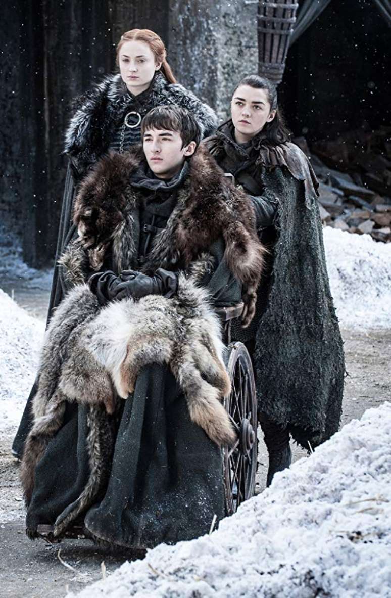 Maisie Williams, Isaac Hempstead Wright e Sophie Turner em &#039;Game of Thrones&#039; (2011)