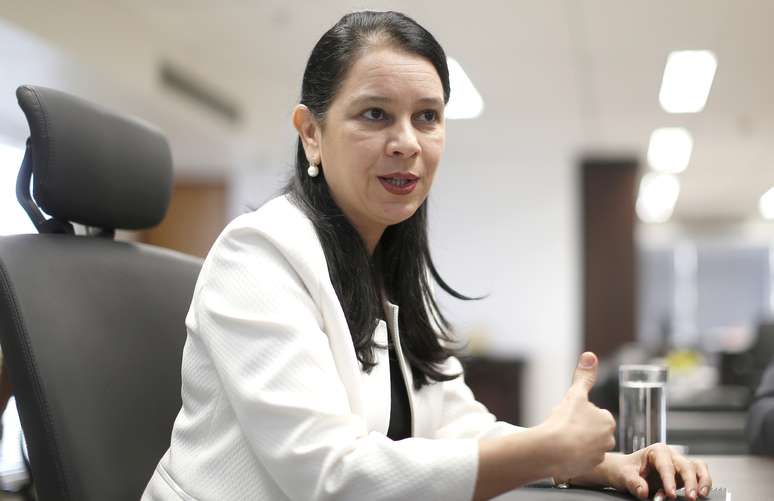 A ex-ministra da Advocacia Geral da União, Grace Mendonça, concede entrevista na sede da AGU, em Brasília