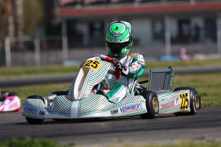 Europeu de Kart começou com top-10 para Matheus Morgatto