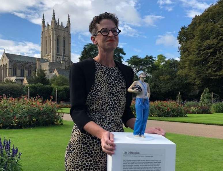 O'Riordan ganhou uma est&aacute;tua em sua homenagem no ano passado, localizada nos jardins da abadia de Bury St Edmunds