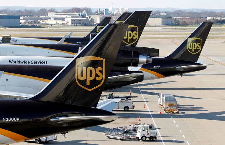 Avi&otilde;es da United Parcel Service em Louisville, Kentucky. 3/12/2015. REUTERS/John Sommers 