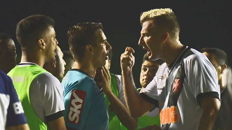 Vasco acabou eliminado da Copa do Brasil (Foto: Marcello Dias/Eleven/Lancepress!)