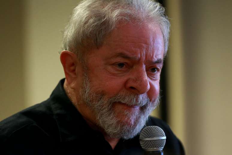 O ex-presidente da República, Luiz Inácio Lula da Silva, durante o lançamento da iniciativa &#034;Brasil Que o Povo Quer&#034;, do Partido dos Trabalhadores e da Fundação Perseu Abramo, no Novotel Jaraguá, no centro de São Paulo.