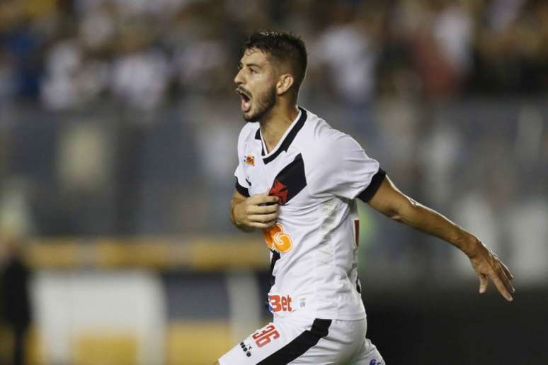 Defensor marcou primeiro gol como profissional contra o Santos (Foto: Rafael Ribeiro/Vasco)