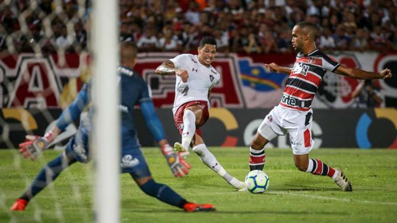 Fluminense não marcou contra o Santa Cruz, no Arruda (Foto: LUCAS MERÇON / FLUMINENSE F.C.)