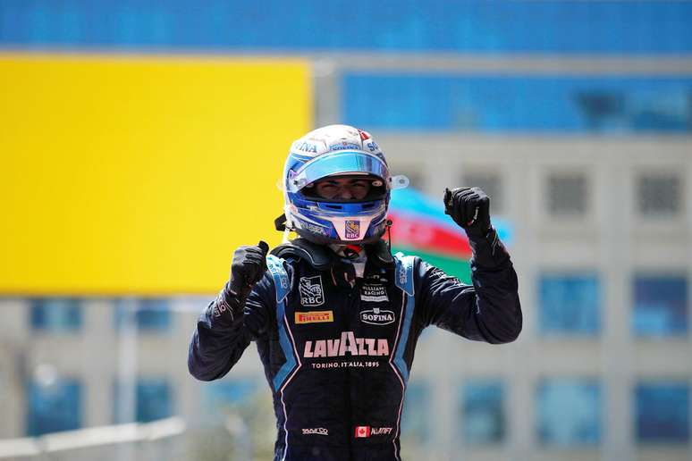 Nicholas Latifi vence a Sprint Race da Fórmula 2 em Baku