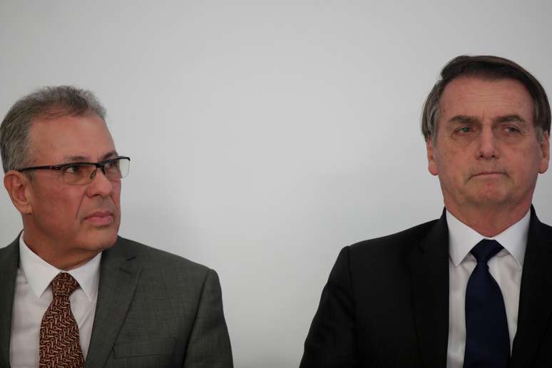 Presidente Jair Bolsonaro e ministro de Minas e Energia Bento Albuquerque. REUTERS/Ueslei Marcelino