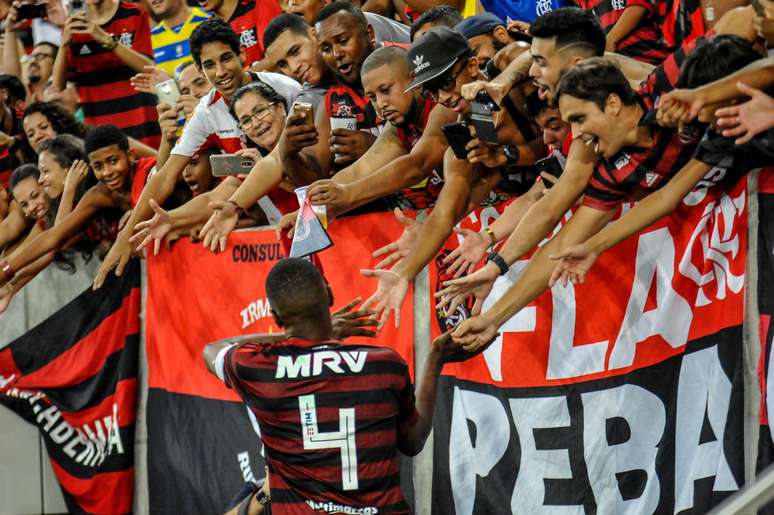 Jogo entre Flamengo e Cruzeiro, que marcou a despedida do zagueiro Juan, teve a maior público da rodada