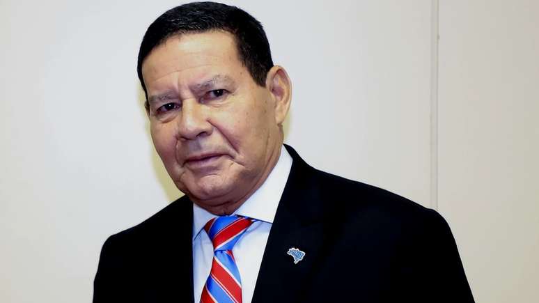 Mourão diz que opositores de Nicolás Maduro foram para 'o tudo ou nada'