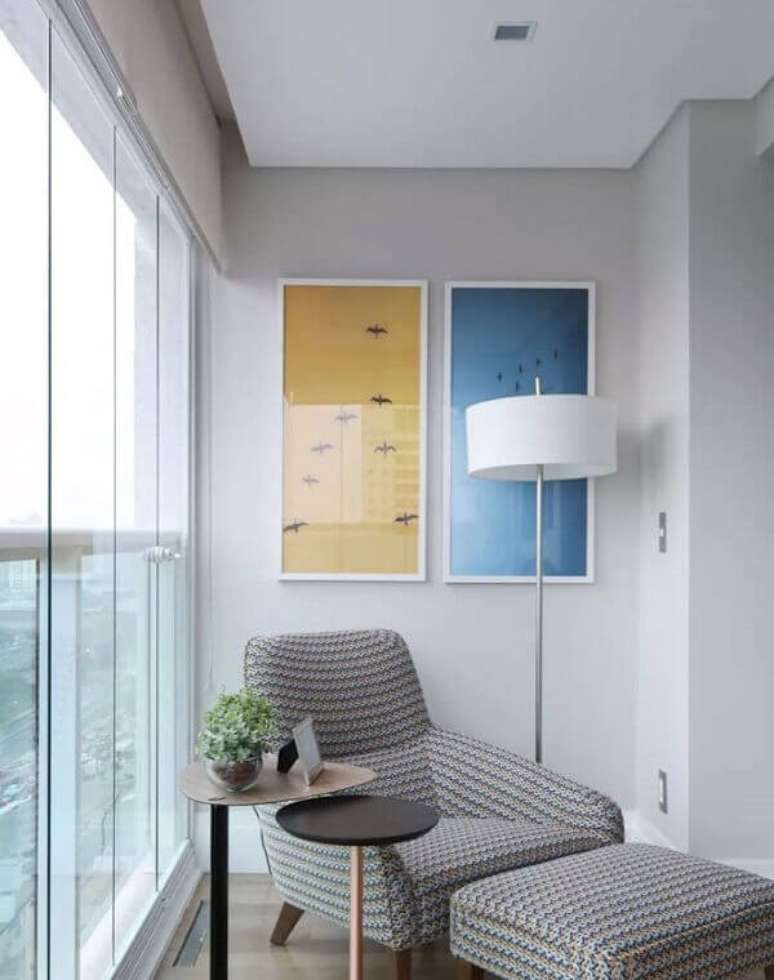 18- A cortina de vidro transforma o espaço em uma extensão da sala de estar. Fonte: Pinterest