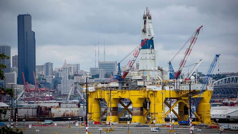 O fundo do Alasca é abastecido com receitas do setor de petróleo