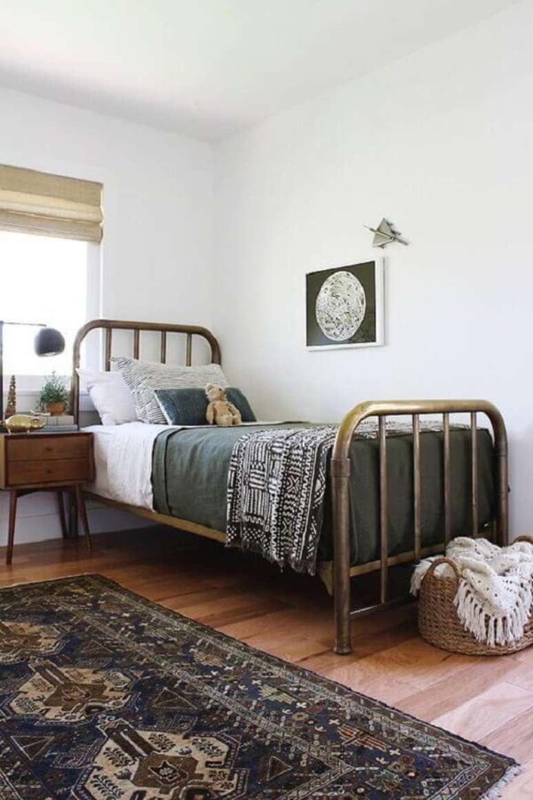 40 – Decoração de quarto simples ao estilo vintage. Fonte Pinterest