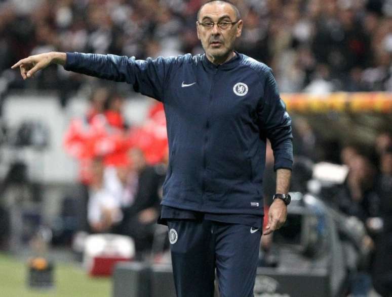 Sarri durante a partida desta quinta-feira (Foto: AFP)