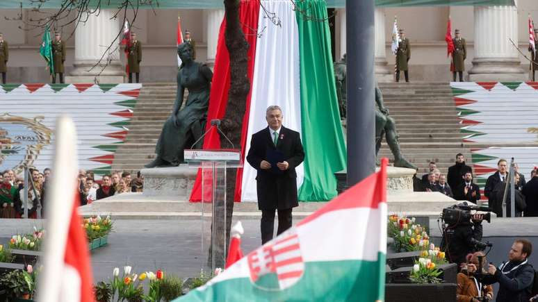'A democracia liberal é favorável ao multiculturalismo, enquanto a democracia cristã dá prioridade para a cultura cristã', disse Orbán