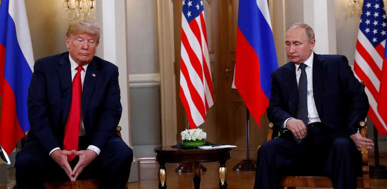 Presidentes Donald Trump e Vladimir Putin se reúnem em Helsinque
16/07/2018
REUTERS/Kevin Lamarque