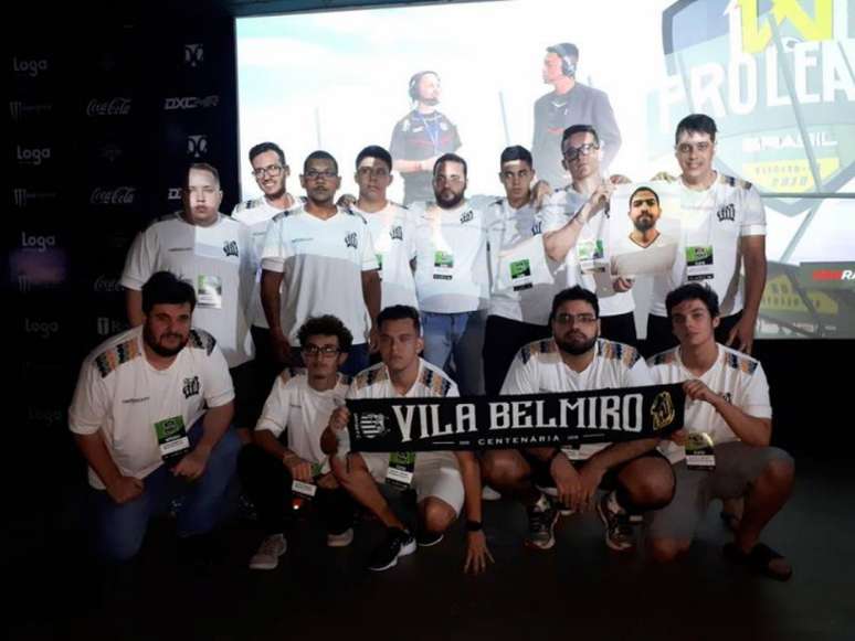 Santos foi campeão invicto do maior campeonato de Fifa Pro Clubs no Brasil (Foto: Rennan Rodrigues / divulgação)