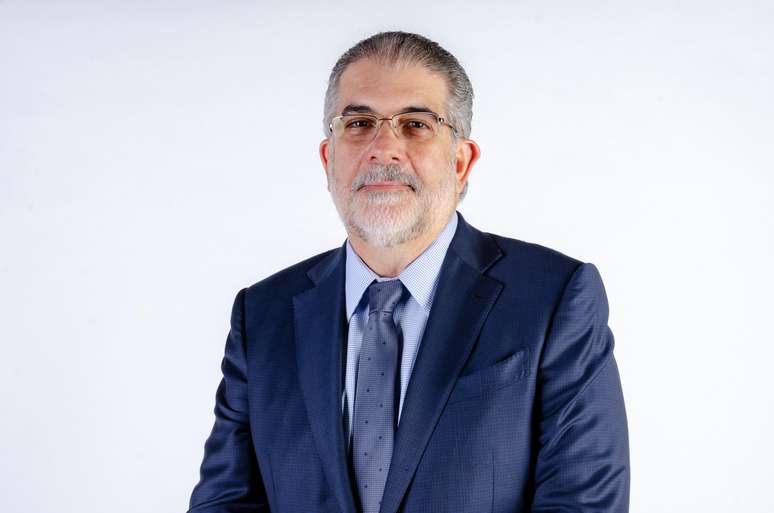 "Pedido de pagamento antecipado em troca de vagas de emprego existentes sugere golpe. E cobran&ccedil;a de parcela dos sal&aacute;rios &eacute; desprovida de &eacute;tica", diz Paulo Sardinha, presidente da Associa&ccedil;&atilde;o Brasileira de Recursos Humanos (ABRH-Brasil)