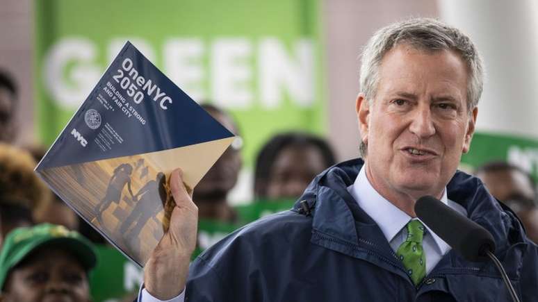 De Blasio foi o primeiro democrata em 20 anos a ganhar a Prefeitura de Nova York; ele est&aacute; em seu 2o mandato e &eacute; considerado da ala progressista de seu partido
