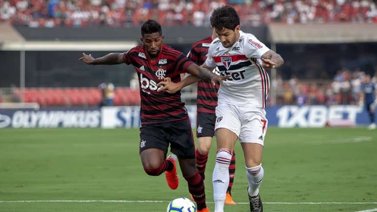 Pato foi substituído no primeiro tempo contra o Flamengo - FOTO: Flavio Hopp/Lancepress!
