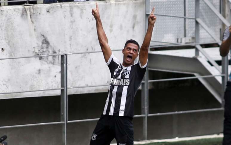 Ricardo Bueno tem média de um gol por jogo (Foto: LC Moreira/ Lancepress!)