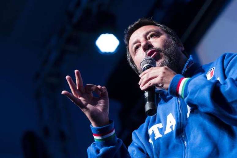 Matteo Salvini participa de comício em Roma