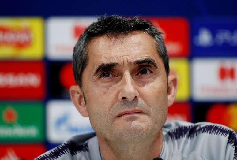 Treinador do Barcelona, Ernesto Valverde concede entrevista coletiva antes do duelo contra o Liverpool