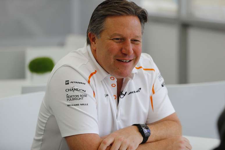 Brown satisfeito com a situação atual mais competitiva da McLaren