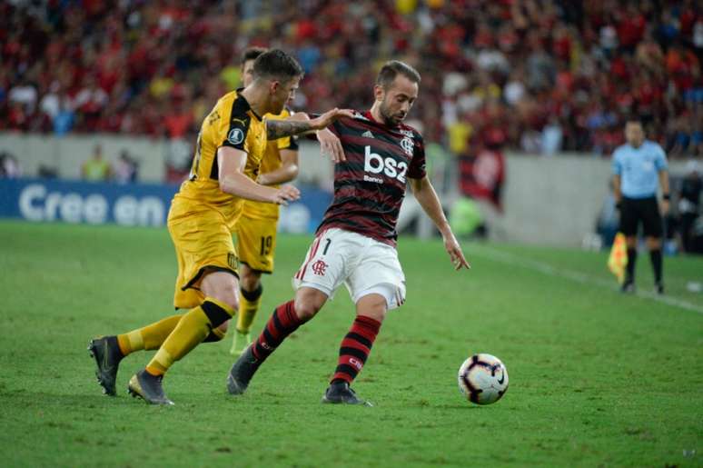 Everton Ribeiro está confirmado entre os titulares de Abel Braga (Foto: Alexandre Vidal/Flamengo)