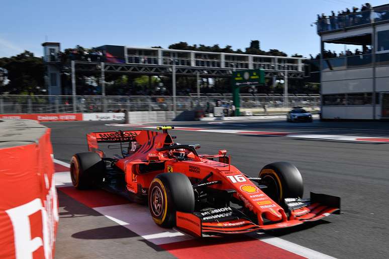 Quatro pilotos da Ferrari participarão dos testes em Barcelona na próxima semana