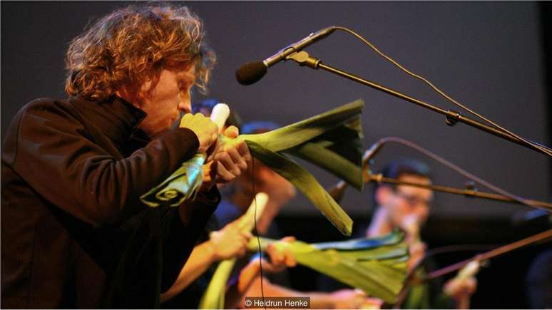 Nos últimos 21 anos, Orquestra Vegetal de Viena realizou quase 300 shows em todo o mundo