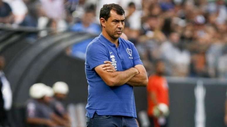 Técnico do Corinthians tenta resolver os problemas do ataque (Marco Galvão/Fotoarena)